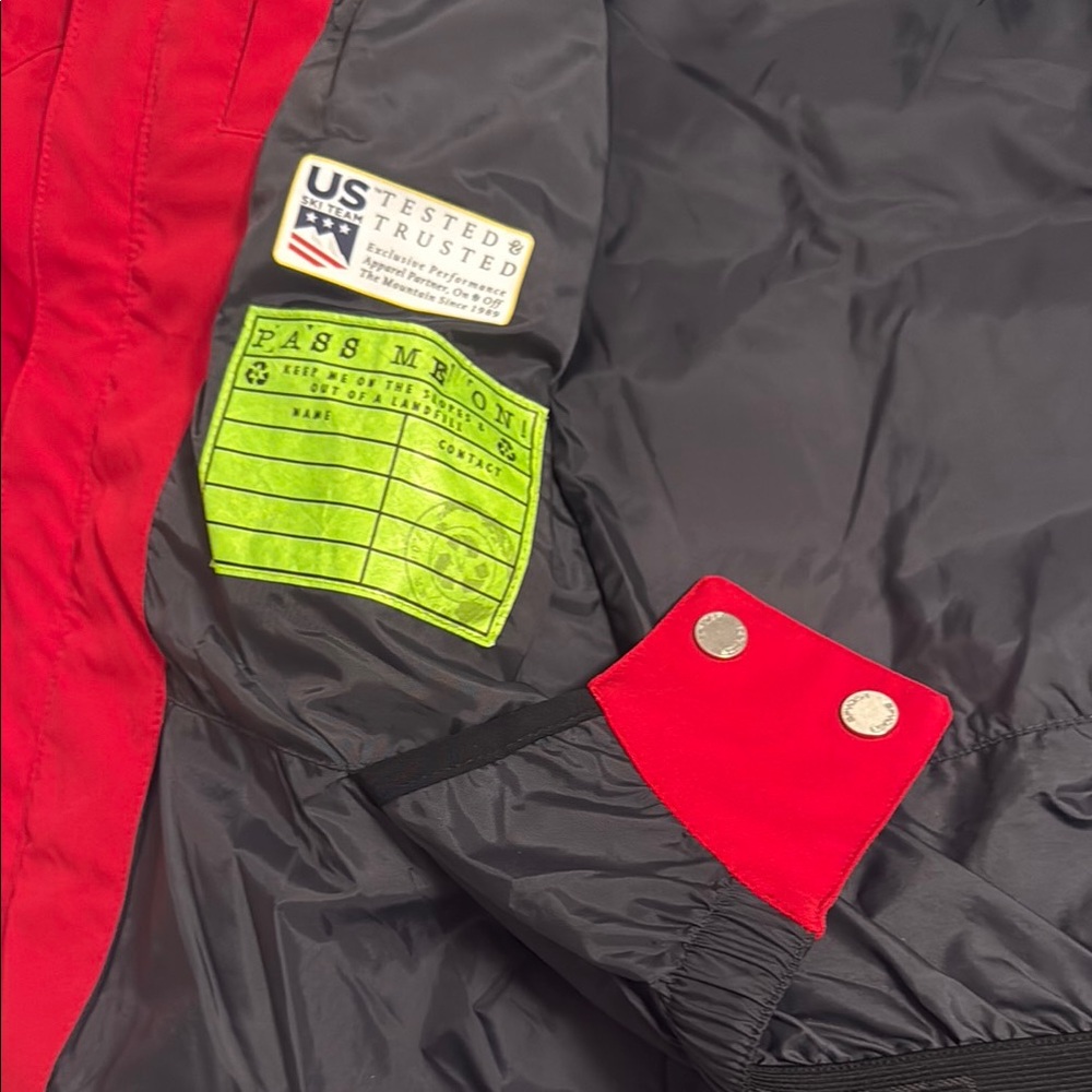 Spyder Vibrant Red Ski/Snowboard Jacket - Picture 9 of 13